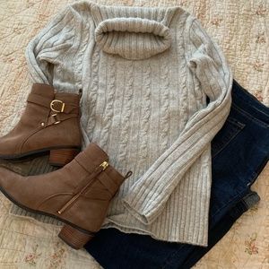 J.Crew Cambridge Cable Knit Chunky Turtleneck